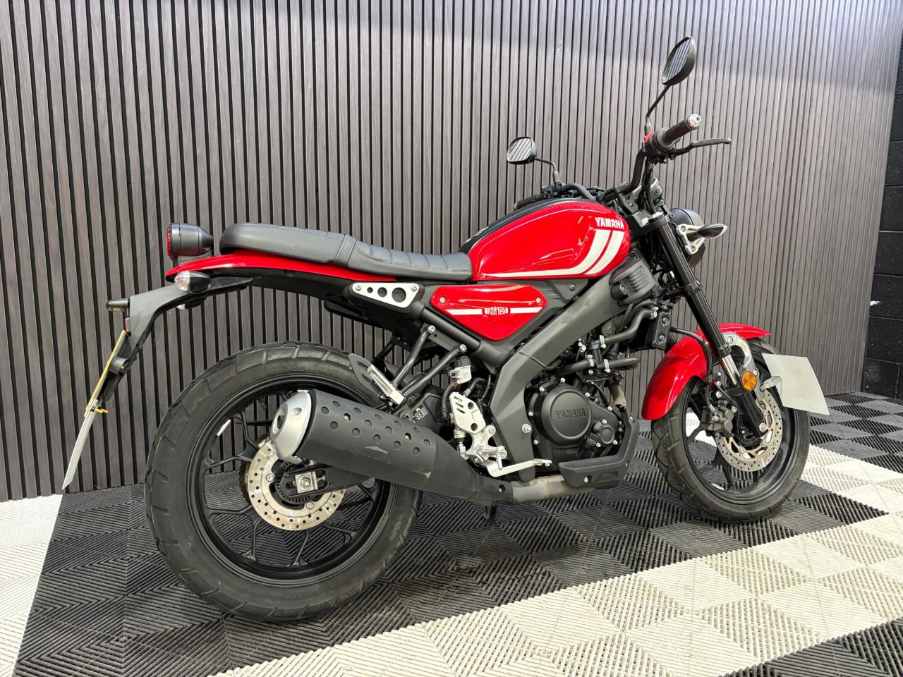 Used Yamaha XSR125 for sale - 78857937: Photo 4
