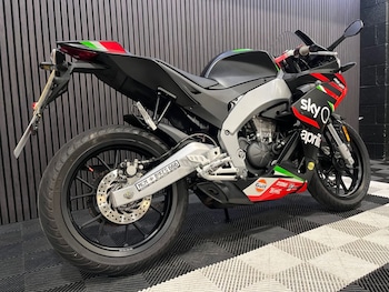 Used Aprilia RS125 undefined for sale - bike-78434579: Photo