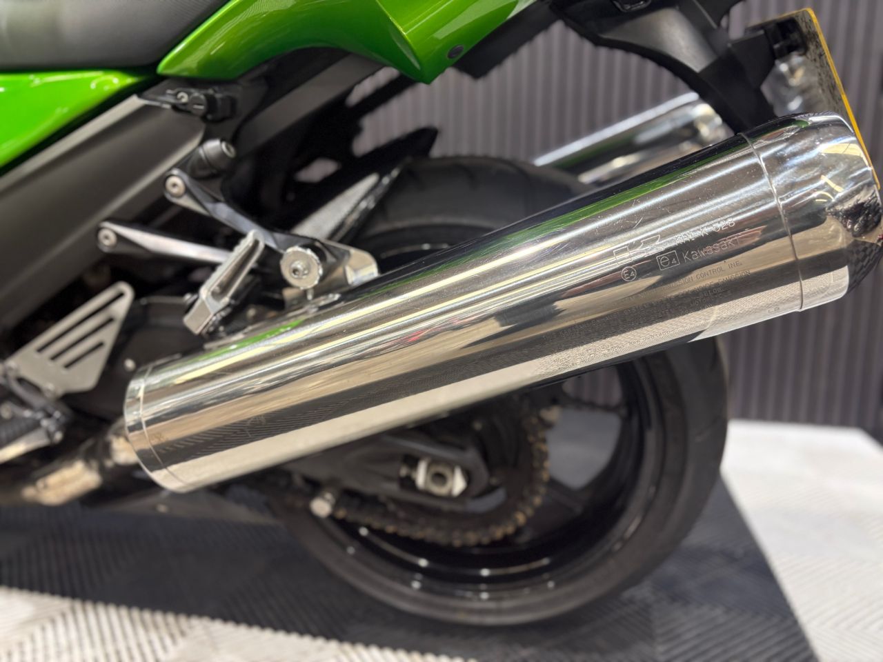 Used Kawasaki ZZR1400 for sale - 78859453: Photo 22
