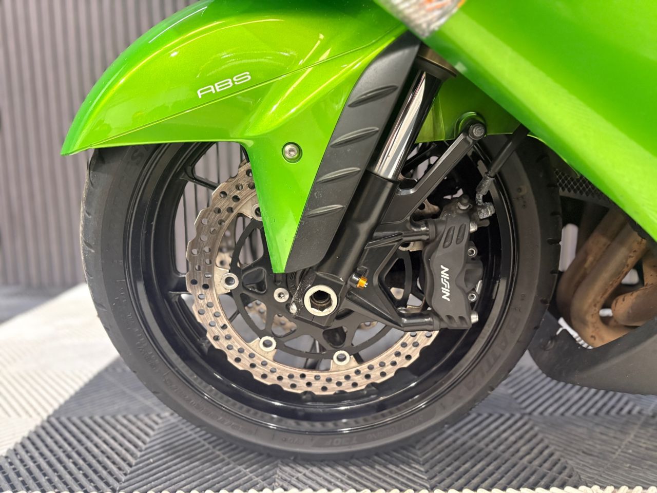 Used Kawasaki ZZR1400 for sale - 78859453: Photo 23