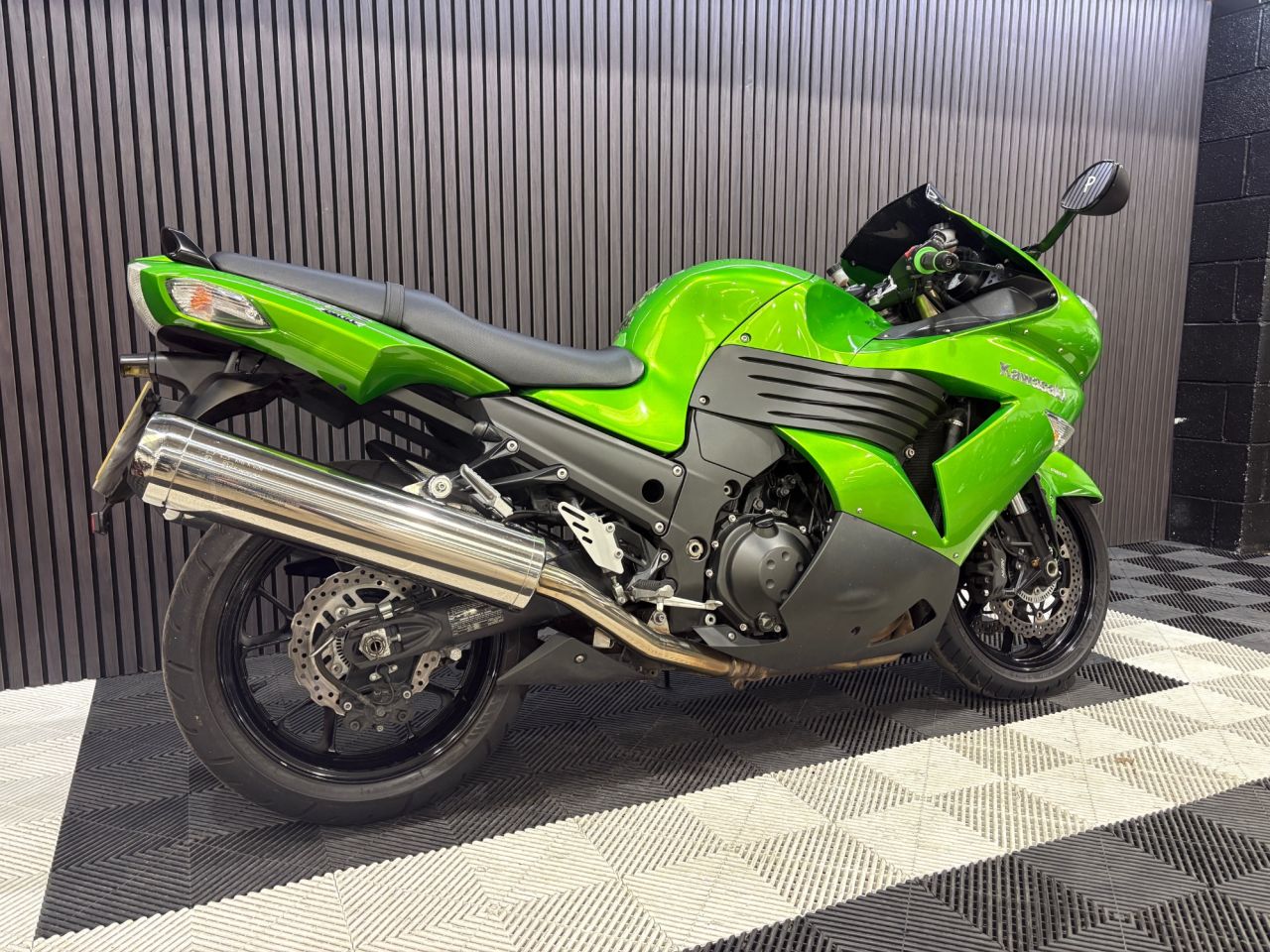 Used Kawasaki ZZR1400 for sale - 78859453: Photo 4