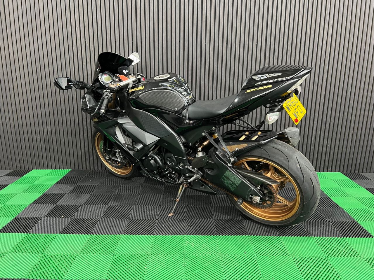Used Kawasaki Ninja ZX-10R for sale - 78640101: Photo 10