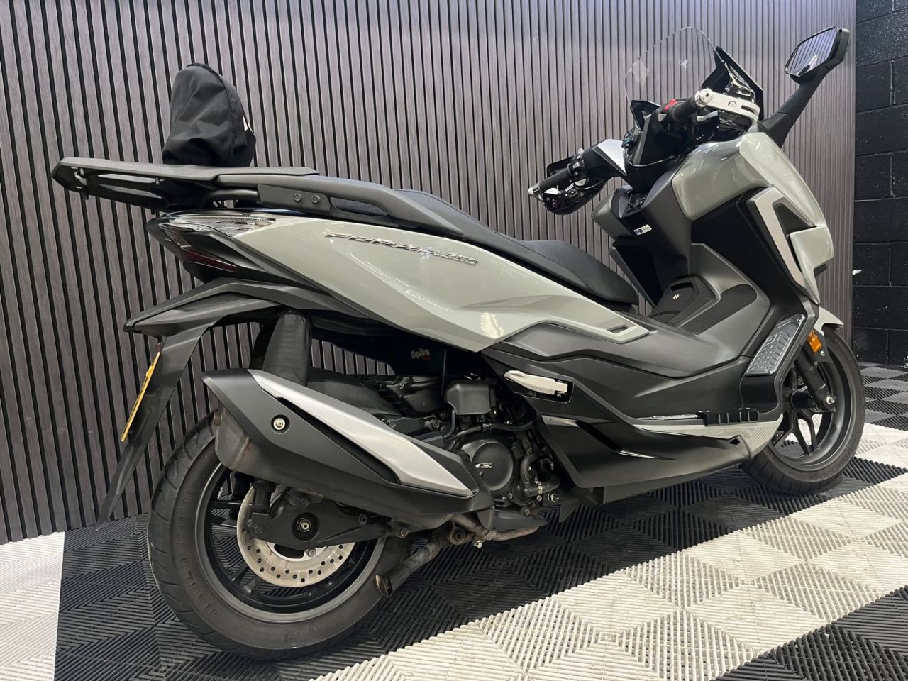 Used Honda FORZA 350 for sale - 78657304: Photo 4