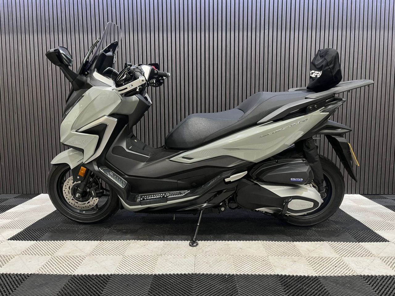 Used Honda FORZA 350 for sale - 78657304: Photo 9