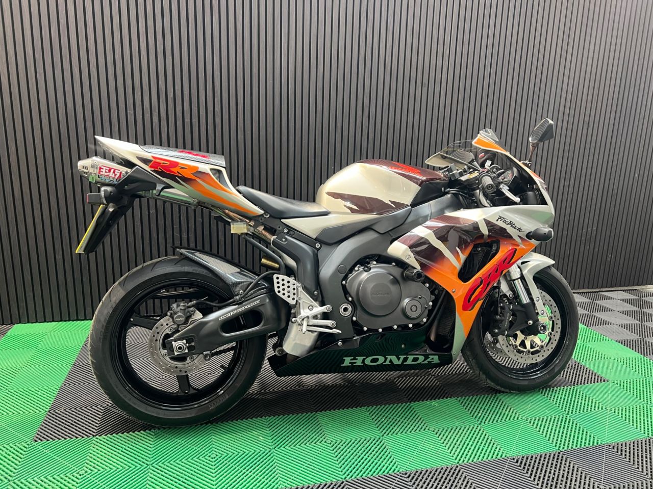 Used Honda CBR1000RR Fireblade for sale - 78552386: Photo 4