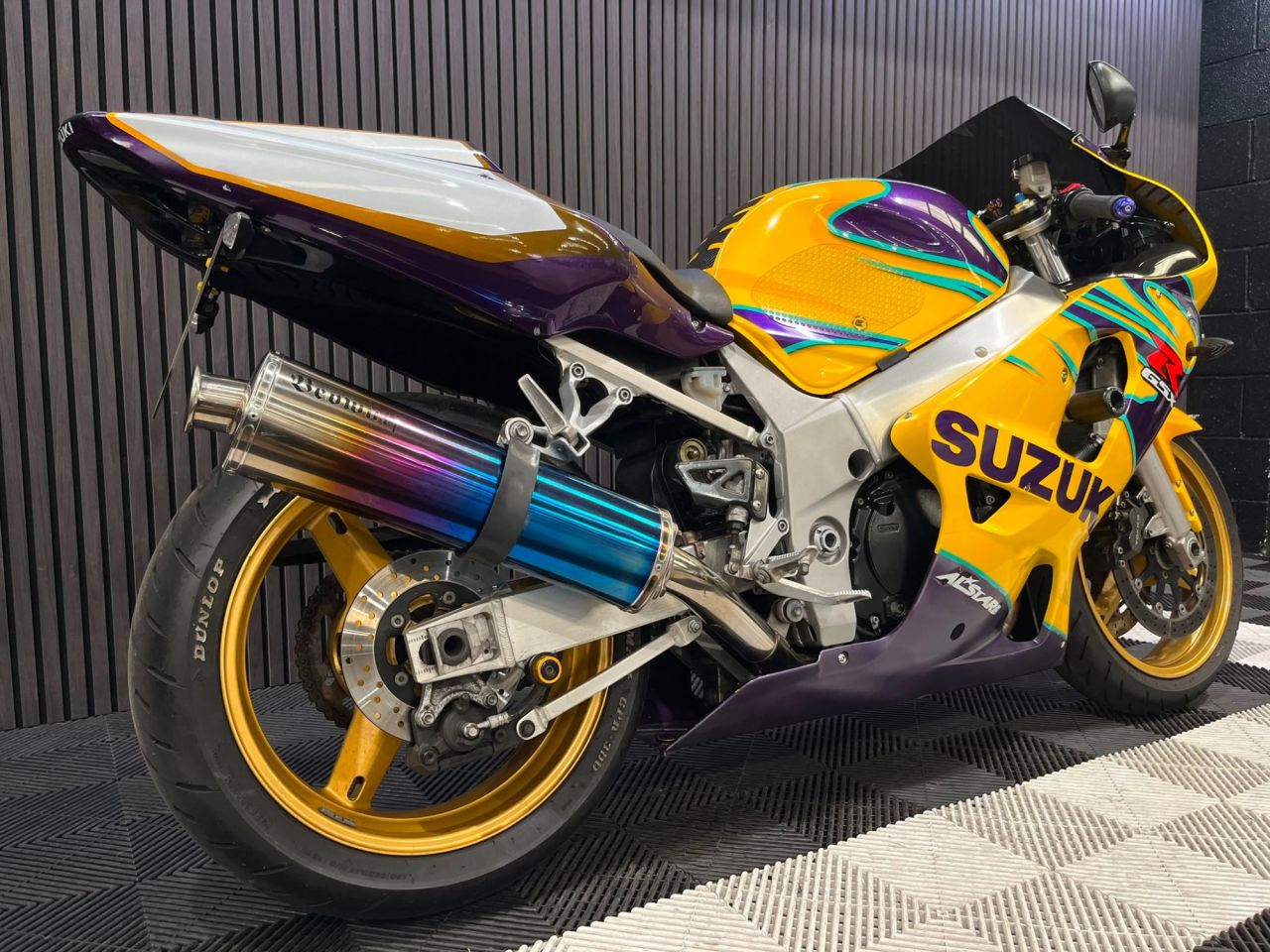 Used Suzuki GSXR600 for sale - 78779721: Photo 4