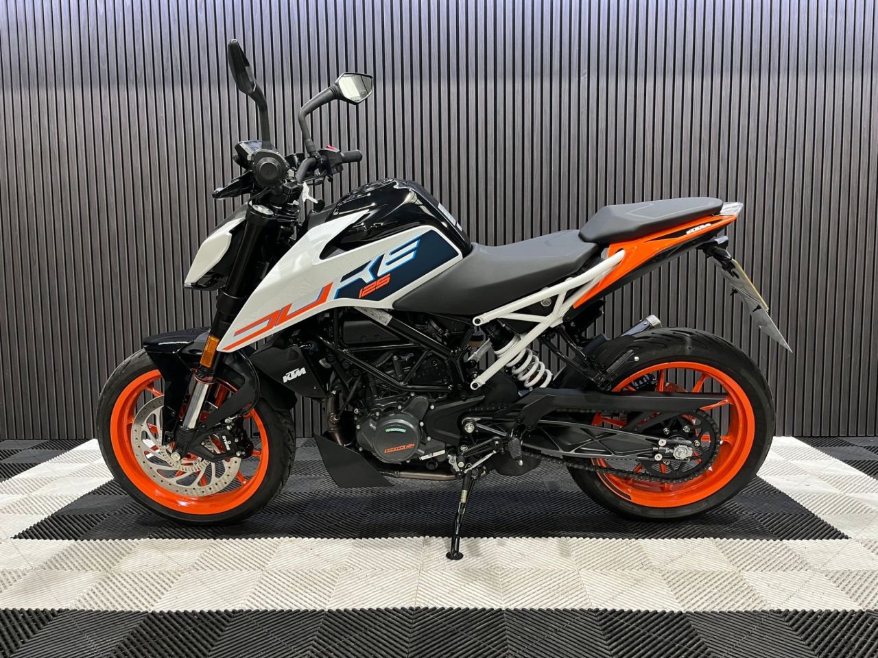 Used KTM 125 Duke for sale - 78435699: Photo 9