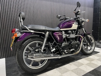 Used Triumph Bonneville 865 undefined for sale - bike-78552409: Photo