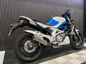 Used Suzuki Gladius 650 undefined for sale - bike-79098117: Photo