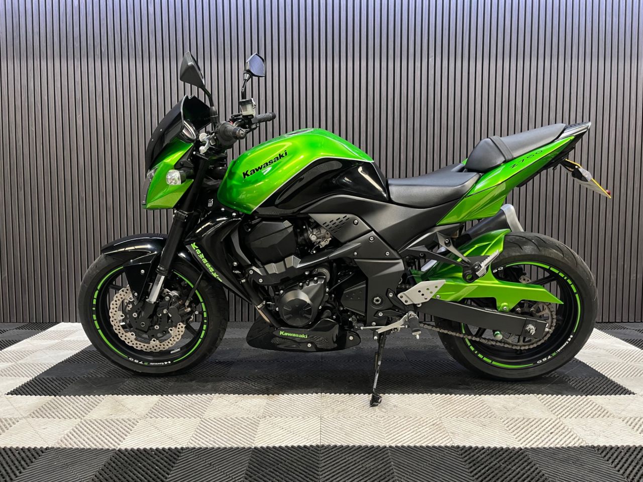 Used Kawasaki Z750 for sale - 78722727: Photo 9