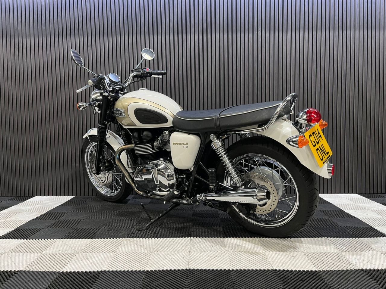 Used Triumph Bonneville T100 for sale - 78435599: Photo 10