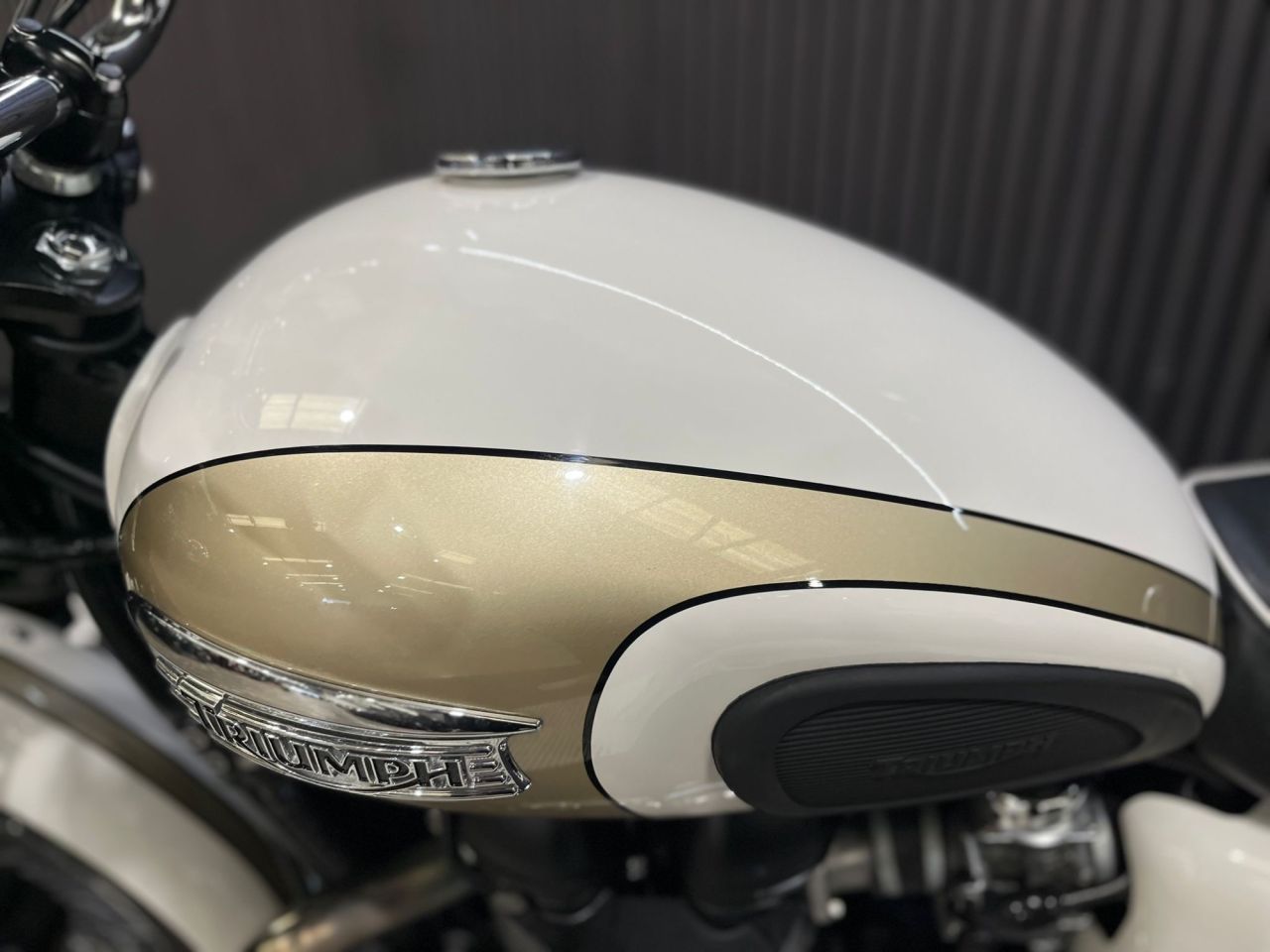 Used Triumph Bonneville T100 for sale - 78435599: Photo 25