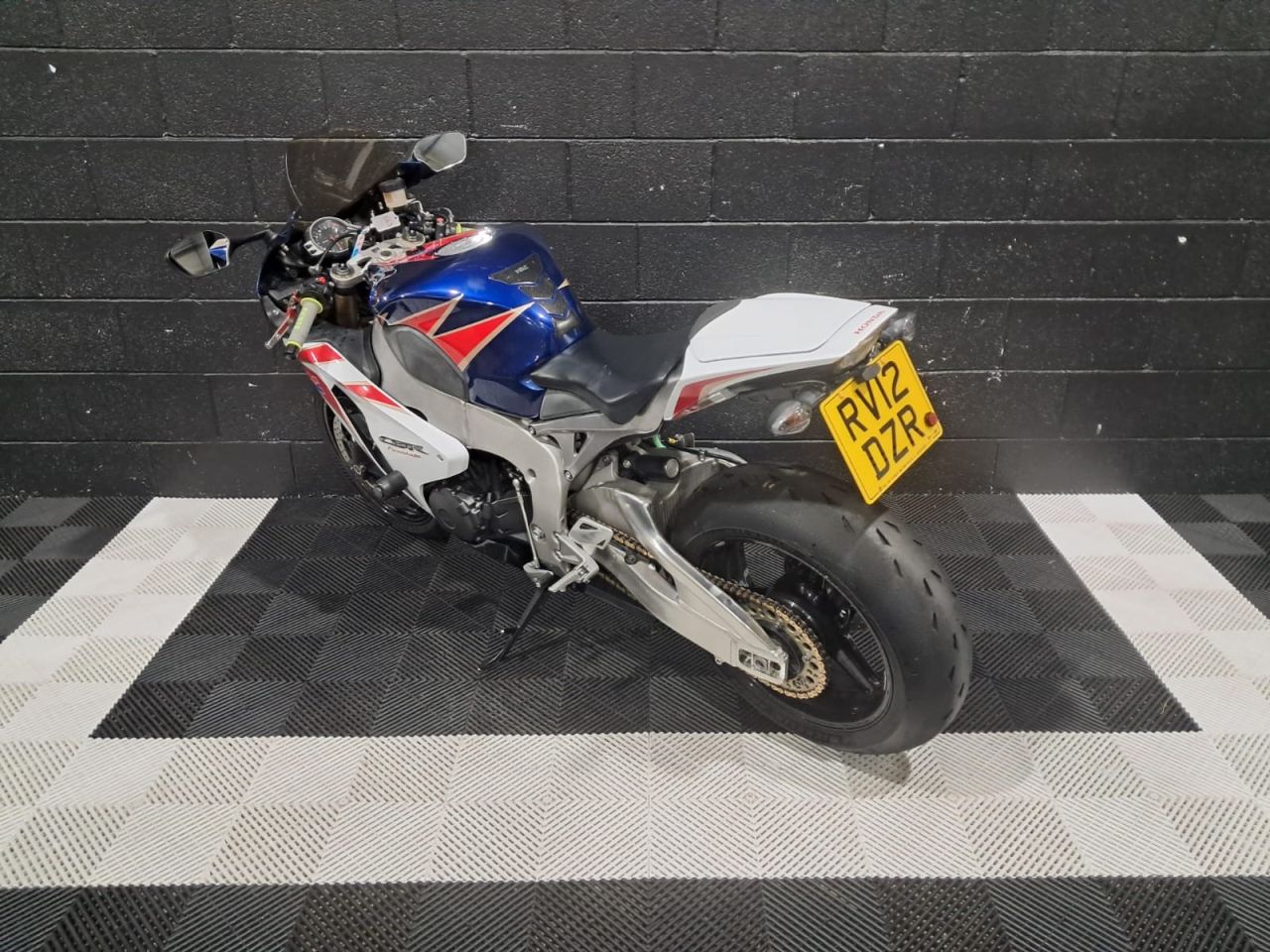 Used Honda CBR1000RR Fireblade for sale - 78435352: Photo 10