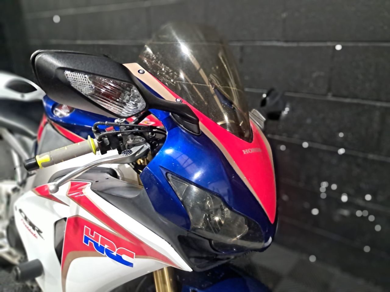 Used Honda CBR1000RR Fireblade for sale - 78435352: Photo 15