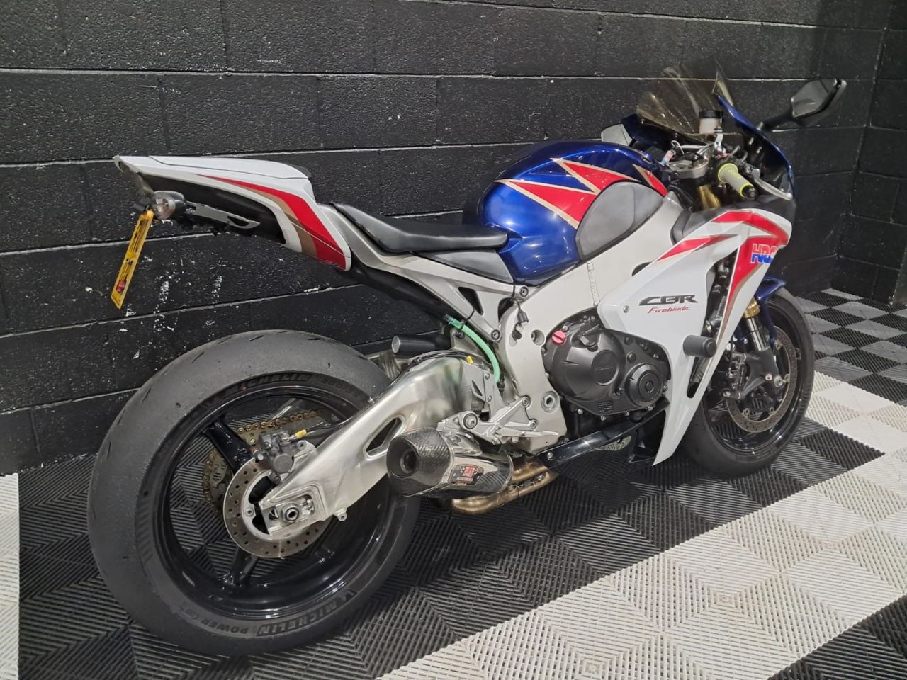 Used Honda CBR1000RR Fireblade for sale - 78435352: Photo 4