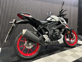Used Suzuki GSX-S125 undefined for sale - bike-78434644: Photo