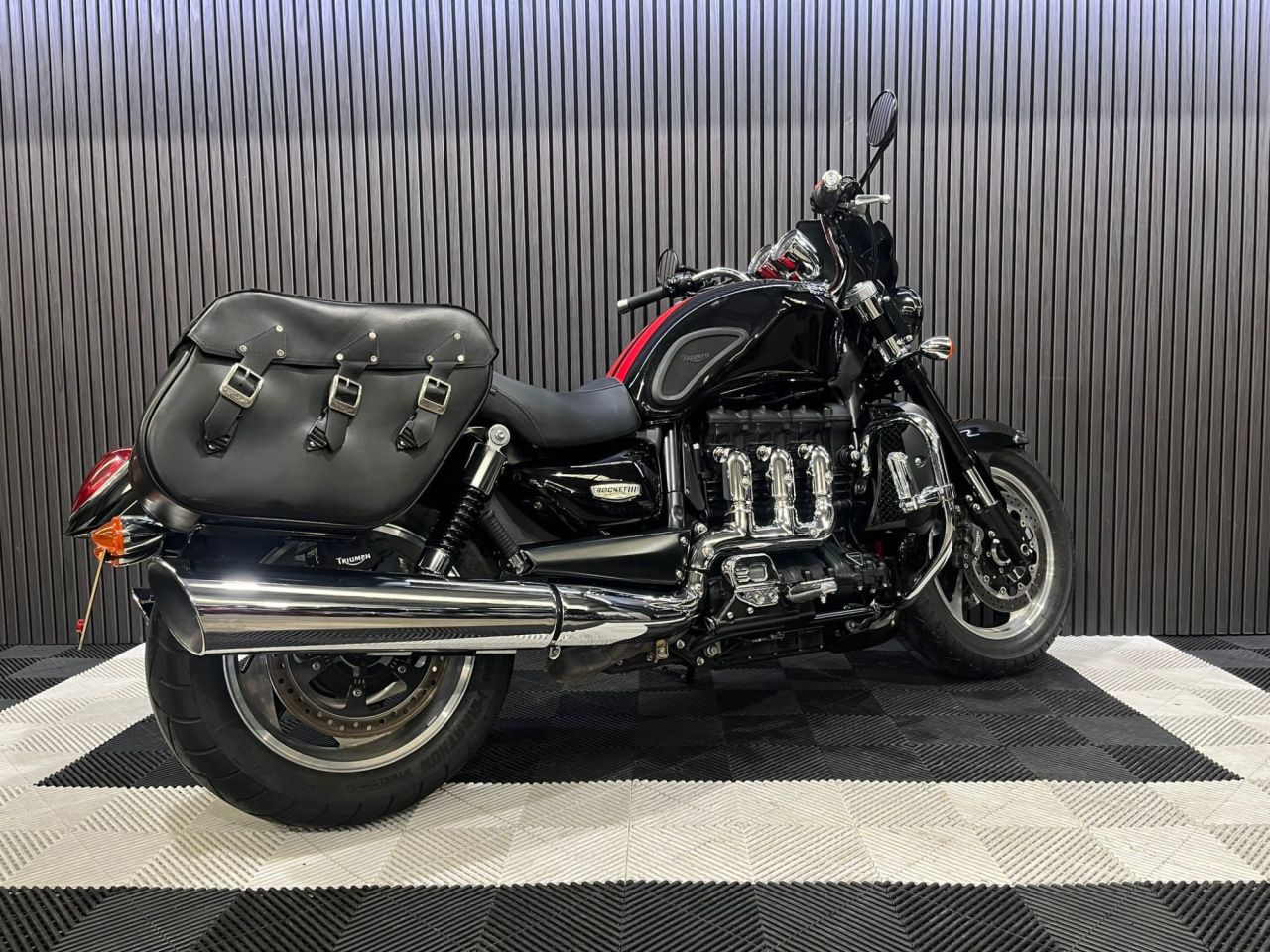 Used Triumph Rocket III for sale - 78435814: Photo 11