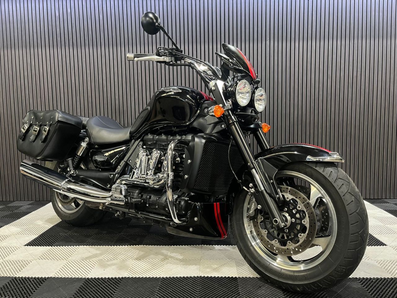 Used Triumph Rocket III for sale - 78435814: Photo 6