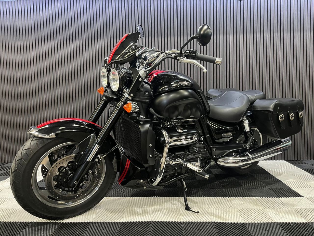 Used Triumph Rocket III for sale - 78435814: Photo 7