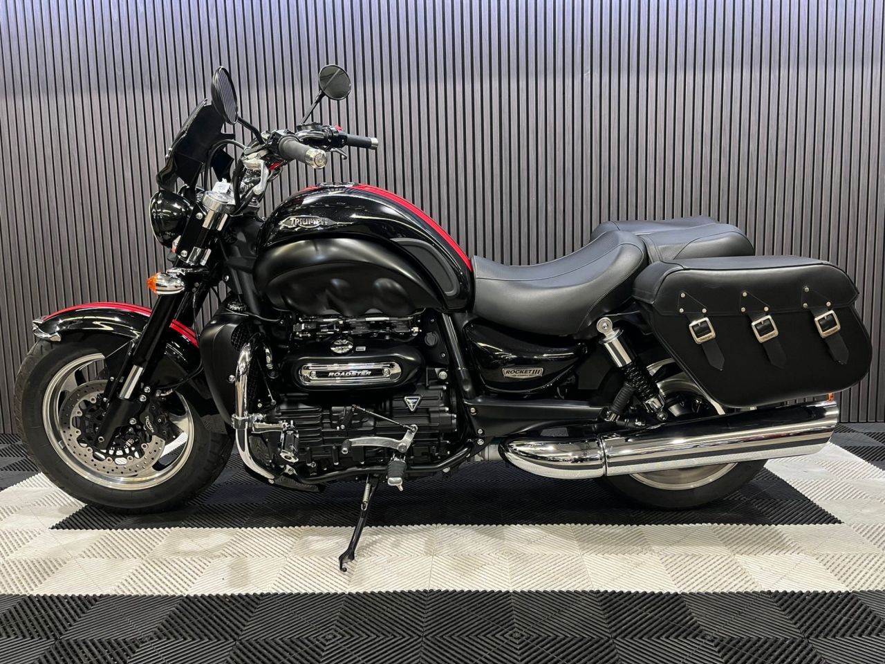 Used Triumph Rocket III for sale - 78435814: Photo 9