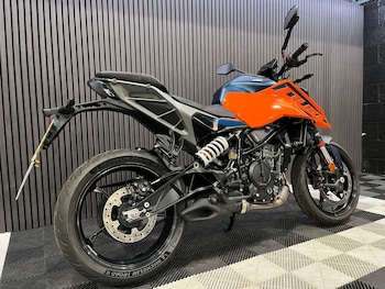 Used KTM 125 Duke undefined for sale - bike-78435611: Photo