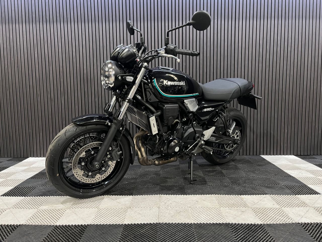 Used Kawasaki Z650RS for sale - 78552396: Photo 7