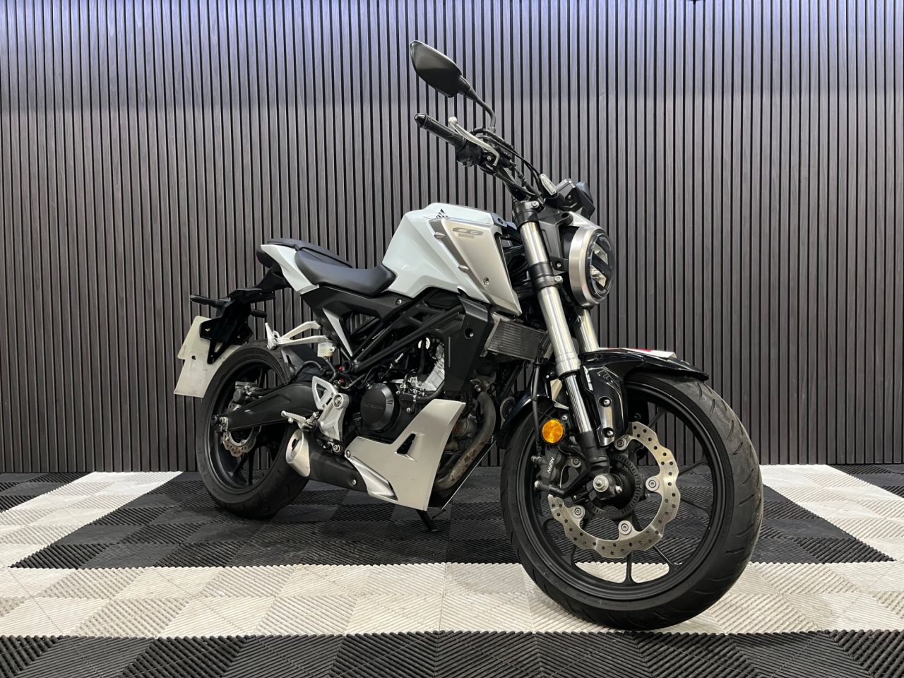Used Honda CB125R for sale - 78434882: Photo 6