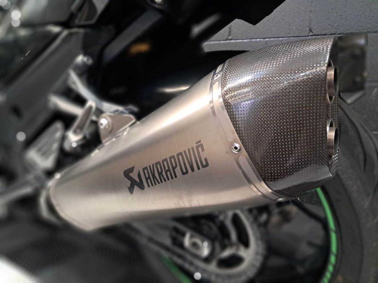 Used Kawasaki ZZR1400 for sale - 78435506: Photo 22