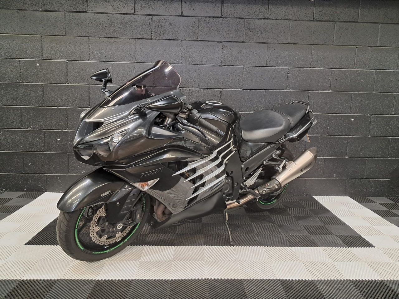 Used Kawasaki ZZR1400 for sale - 78435506: Photo 8