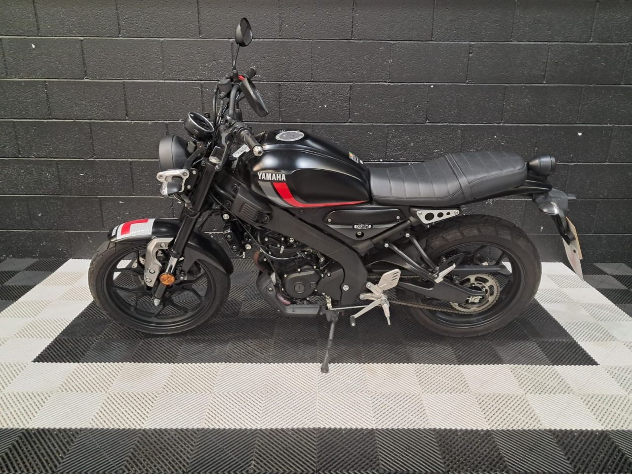 Used Yamaha XSR125 for sale - 78435668: Photo 9