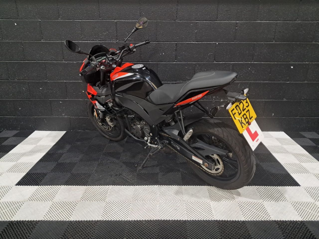 Used Aprilia Tuono 125 for sale - 78435046: Photo 10