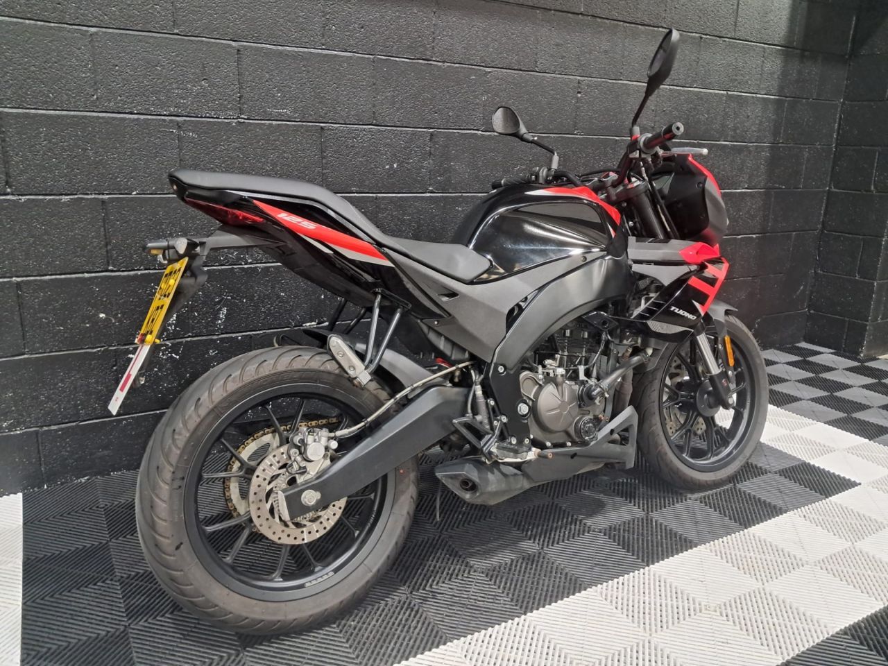 Used Aprilia Tuono 125 for sale - 78435046: Photo 4