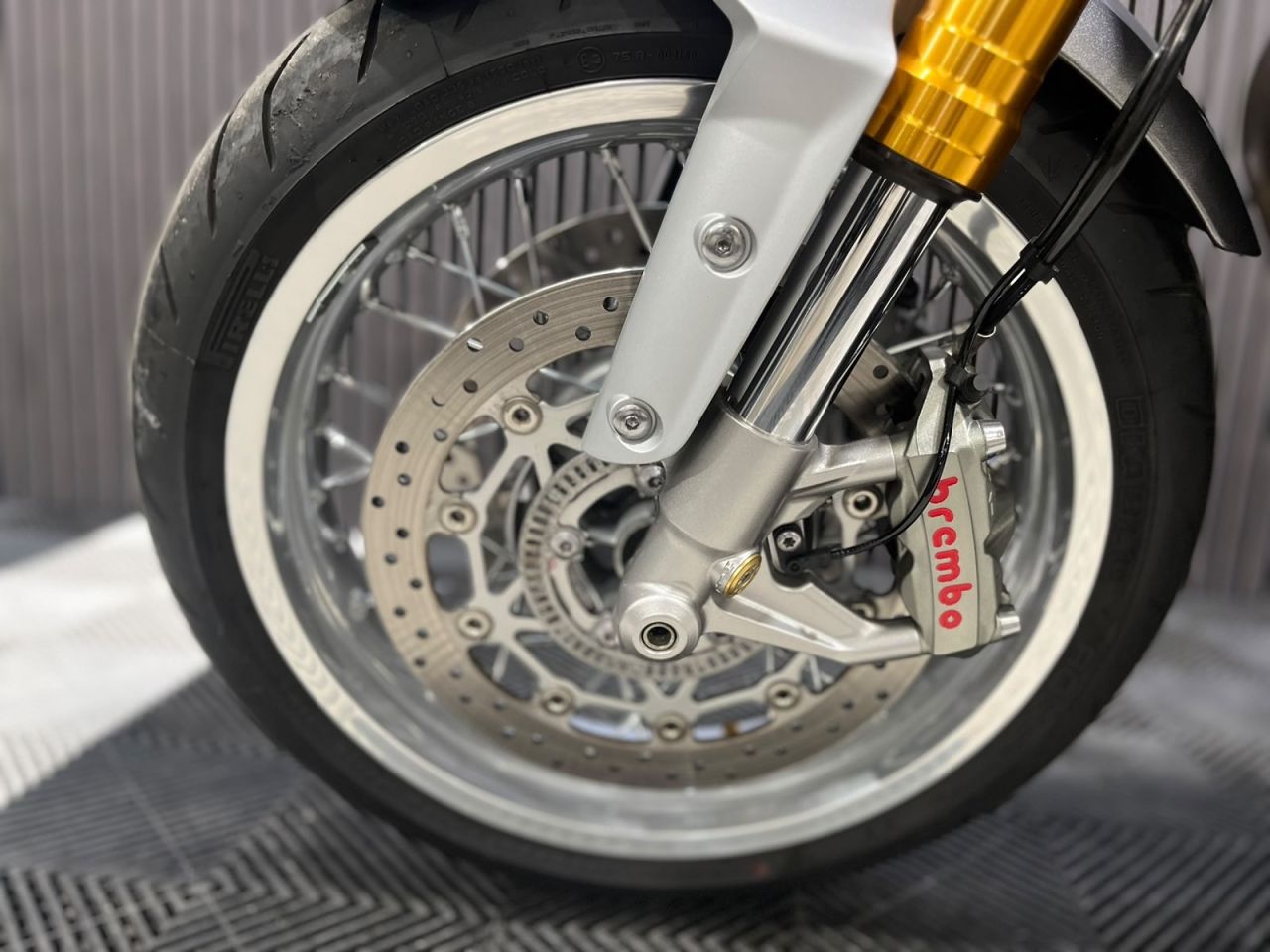 Used Triumph Thruxton 1200 R for sale - 78838727: Photo 15