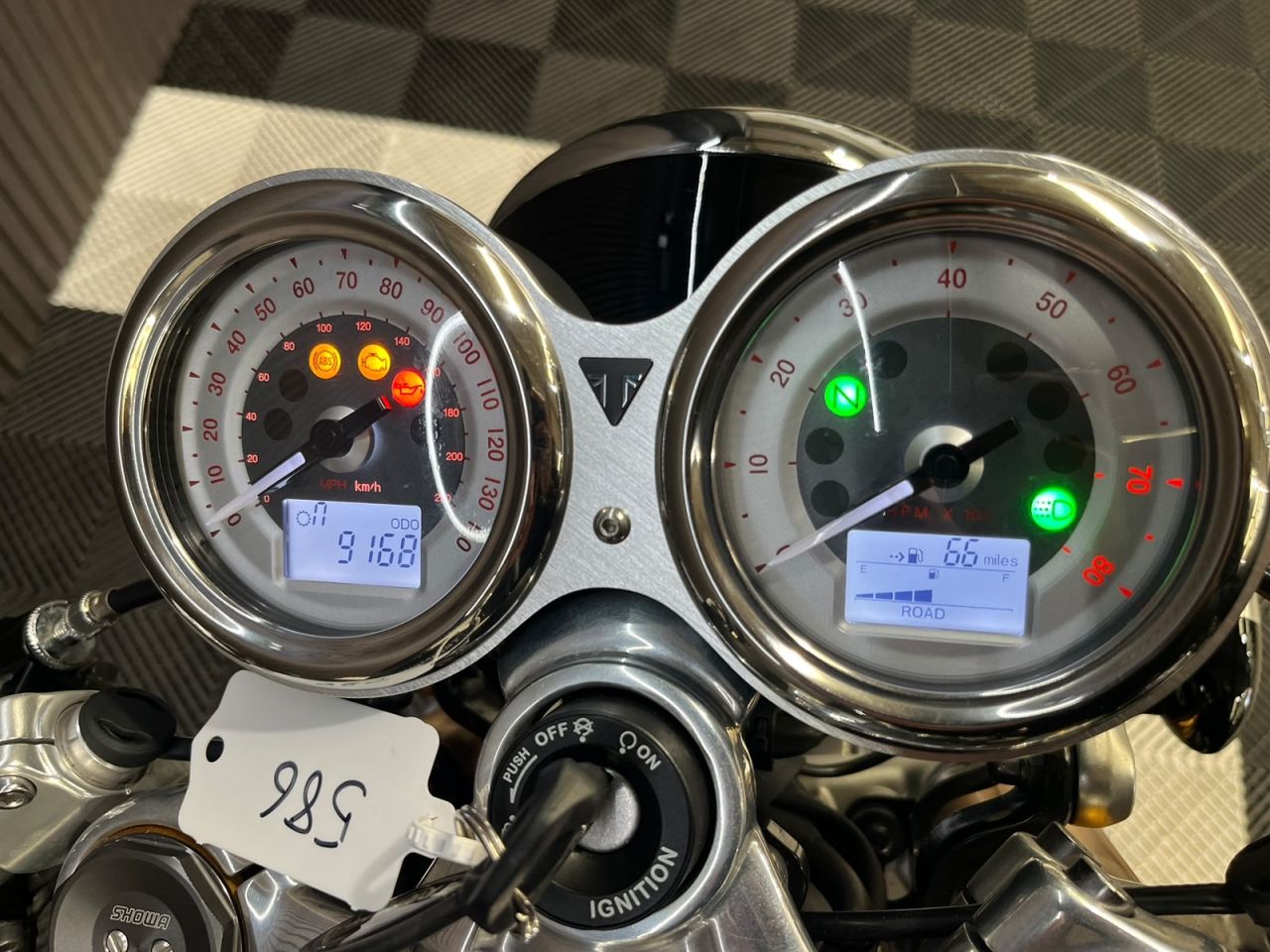 Used Triumph Thruxton 1200 R for sale - 78838727: Photo 19