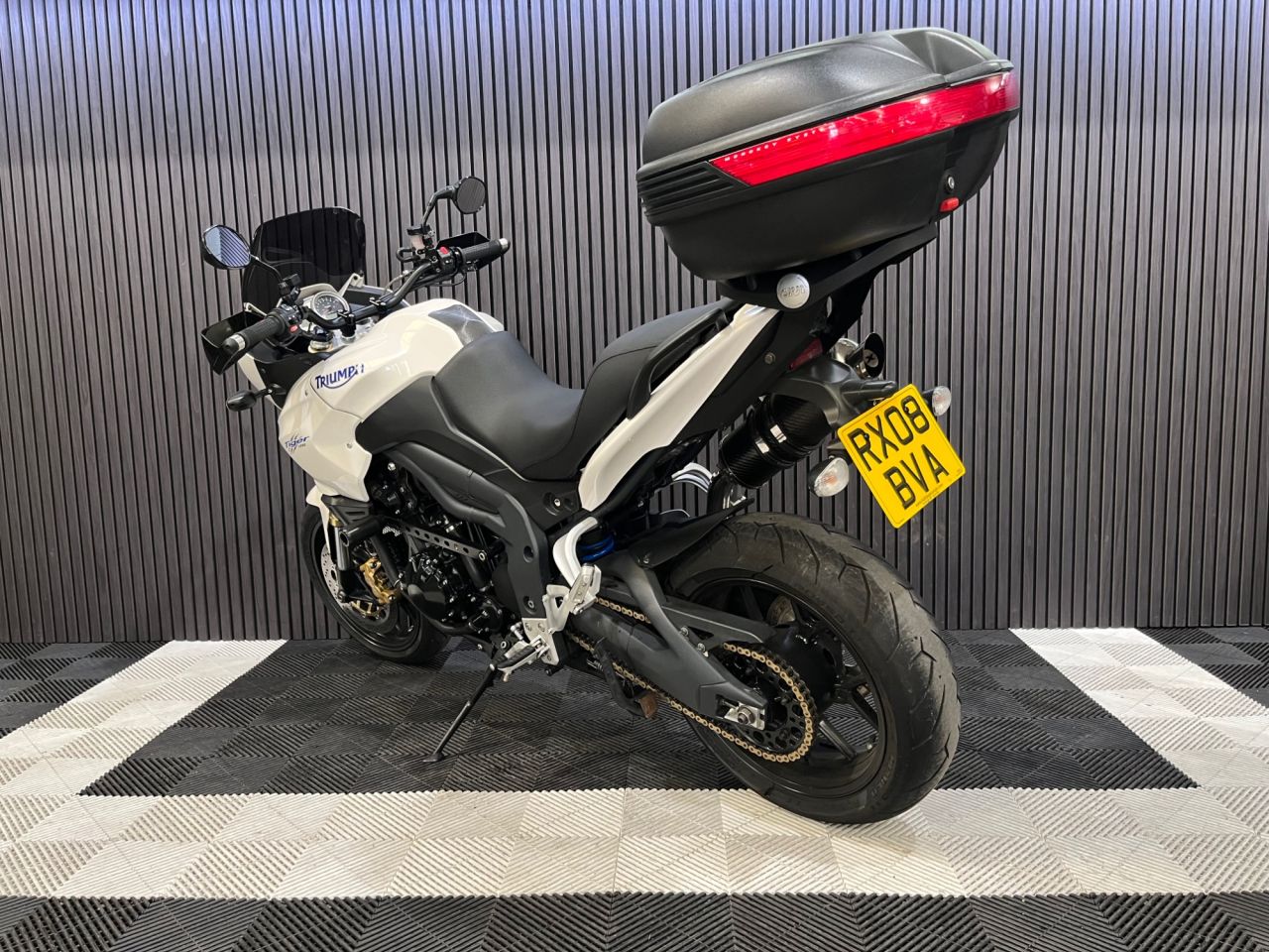 Used Triumph Tiger 1050 for sale - 78435467: Photo 10