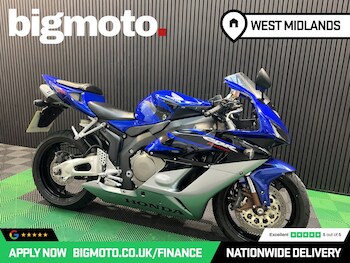 Used Honda CBR1000RR Fireblade undefined for sale - bike-78792334: Photo