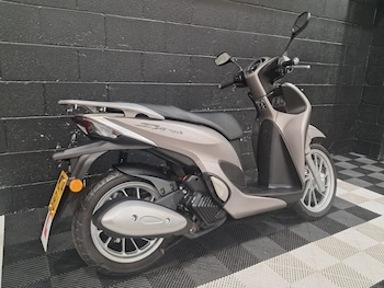 Used Honda SH Mode 125 undefined for sale - bike-78434374: Photo