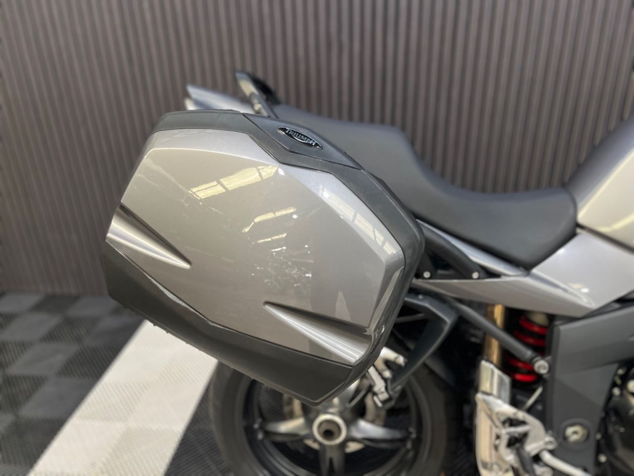 Used Triumph Sprint ST 1050 for sale - 78435173: Photo 16