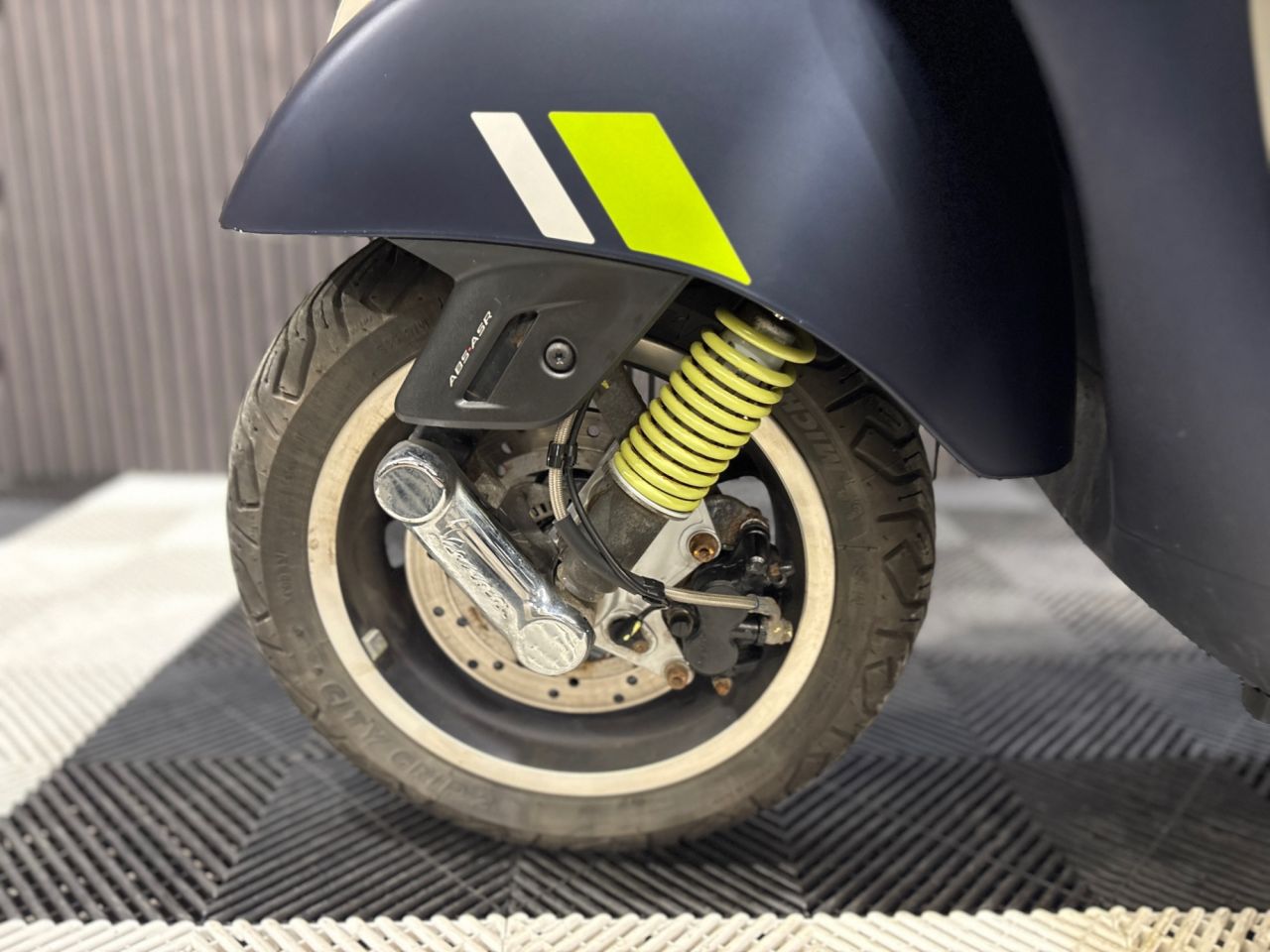 Used Piaggio Vespa GTS for sale - 78435713: Photo 19