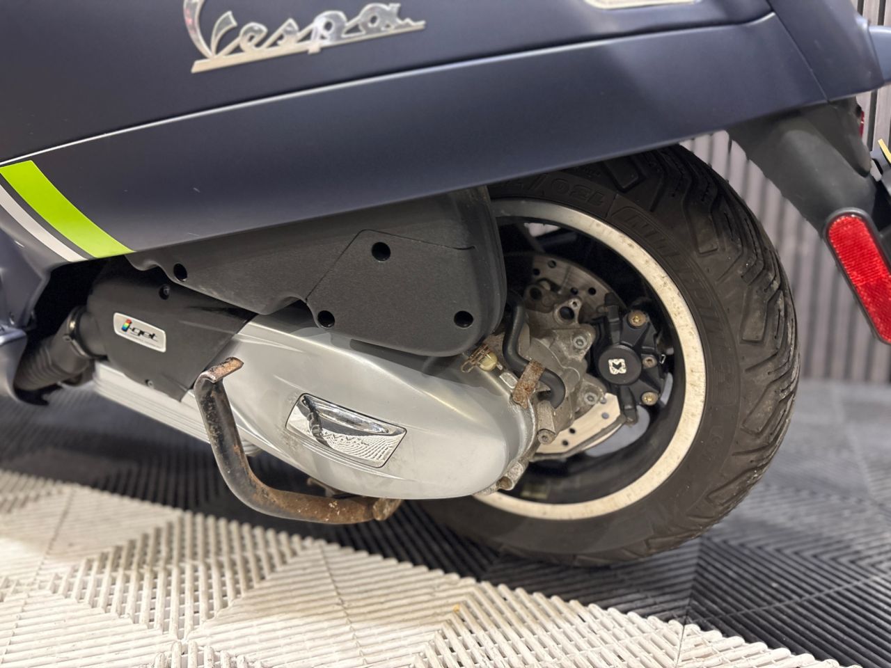 Used Piaggio Vespa GTS for sale - 78435713: Photo 21