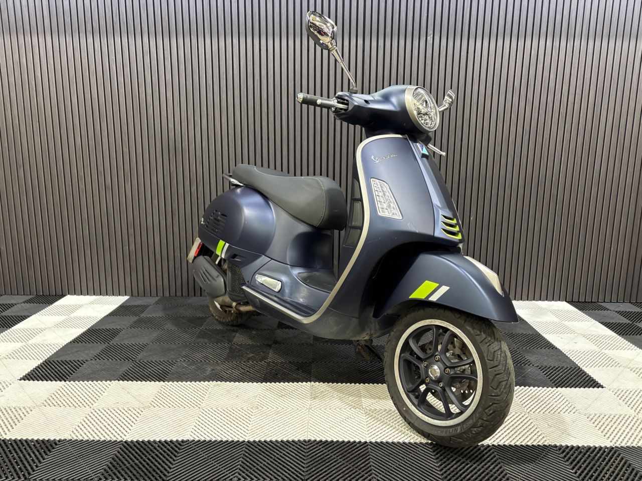 Used Piaggio Vespa GTS for sale - 78435713: Photo 6