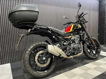 Used Royal Enfield Guerrilla 450 undefined for sale - bike-79141137: Photo