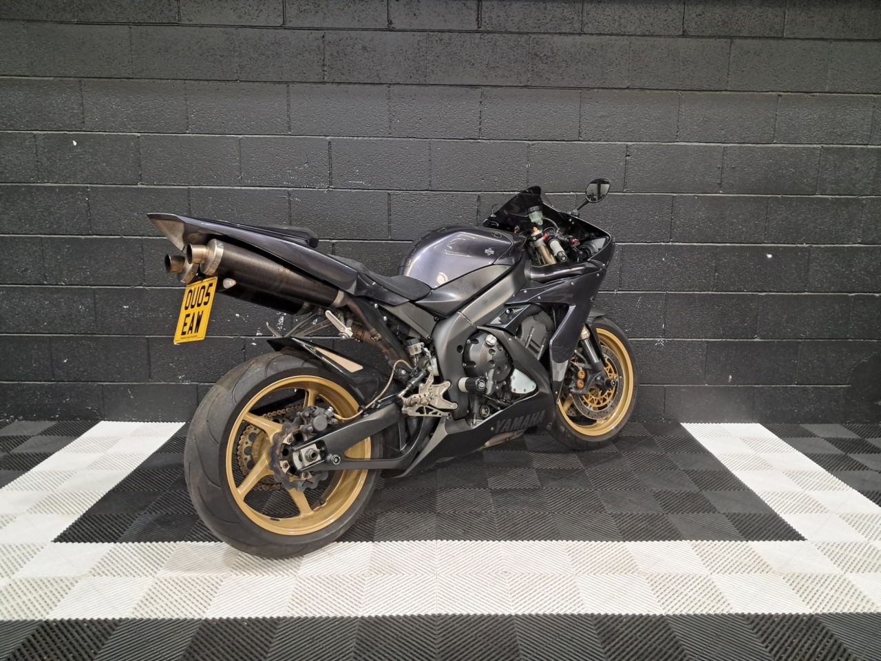 Used Yamaha R1 for sale - 78434809: Photo 12