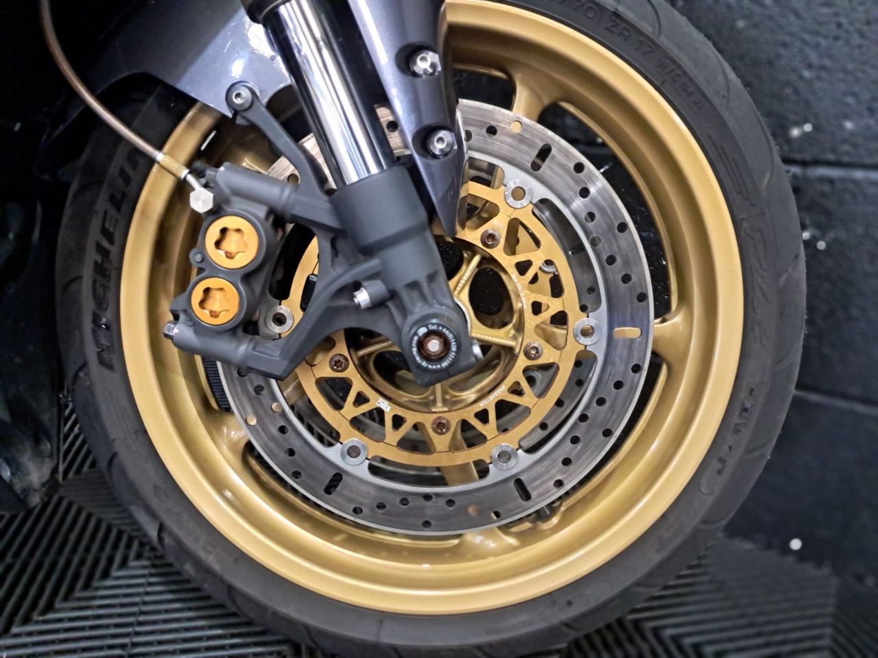 Used Yamaha R1 for sale - 78434809: Photo 16