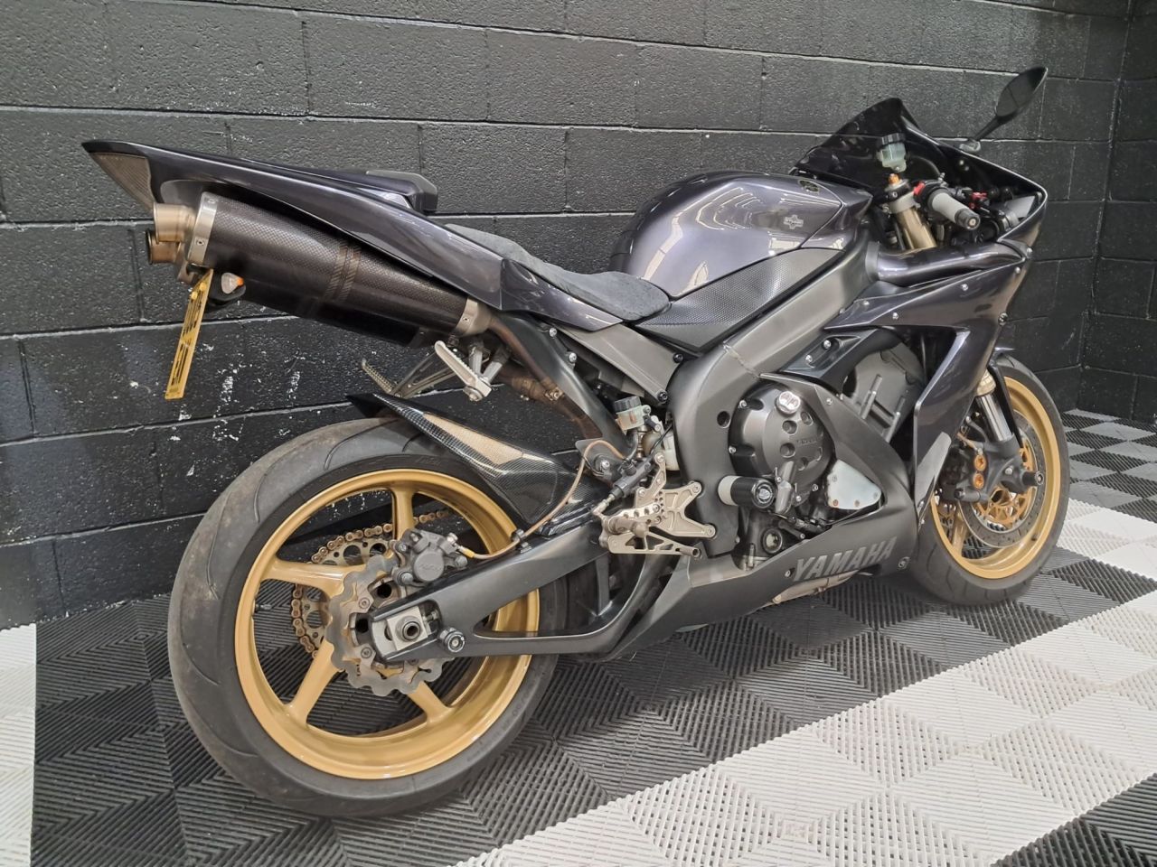 Used Yamaha R1 for sale - 78434809: Photo 4