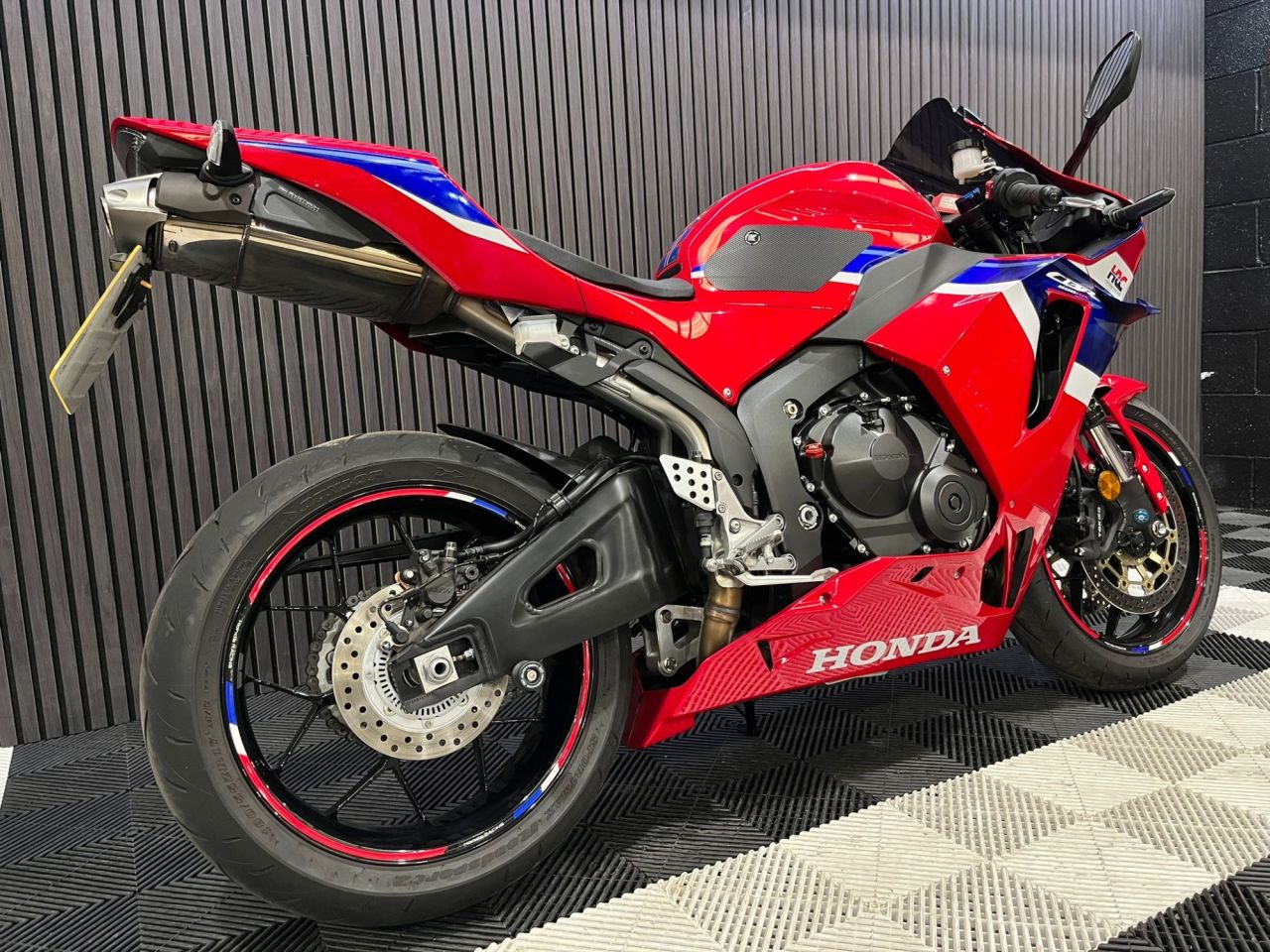 Used Honda CBR600RR for sale - 78435441: Photo 4