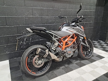 Used KTM 125 Duke undefined for sale - bike-78435425: Photo