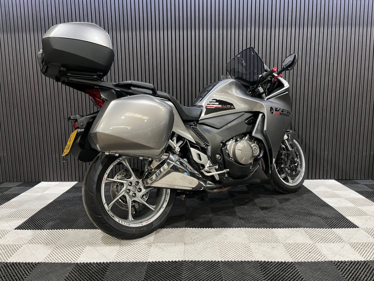 Used Honda VFR1200F for sale - 78640120: Photo 11