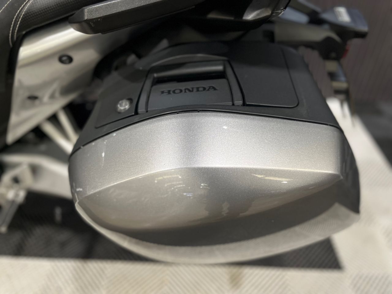 Used Honda VFR1200F for sale - 78640120: Photo 27