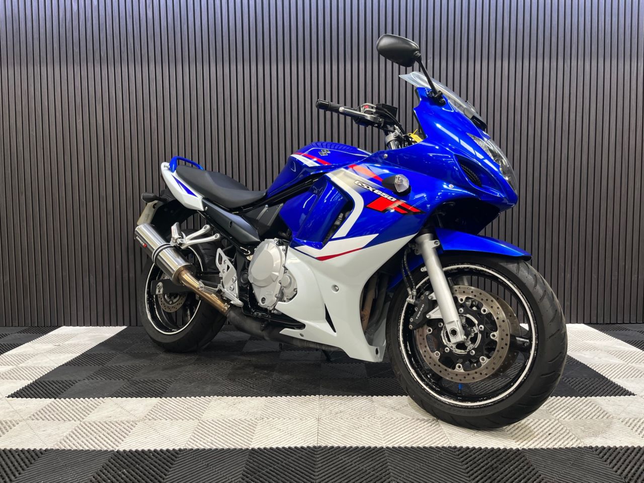 Used Suzuki GSX650 for sale - 78732924: Photo 6